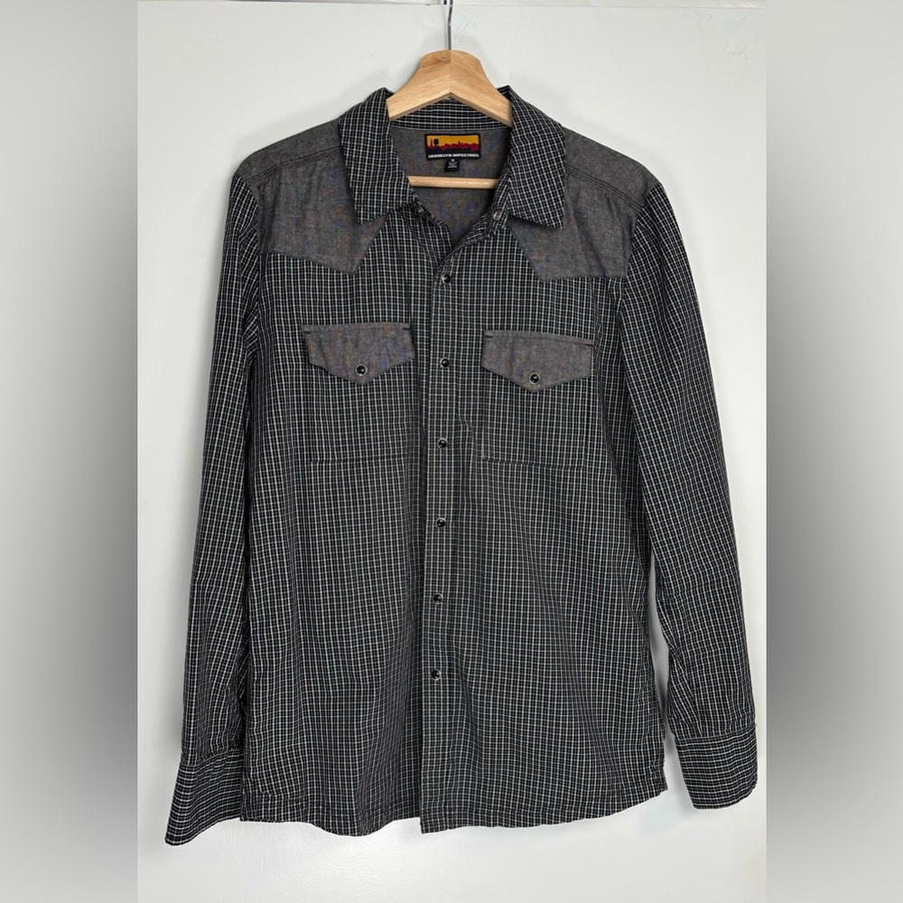 Brooklyn Industries Men's Long Sleeve Black & White Plaid Button-Up Shirt